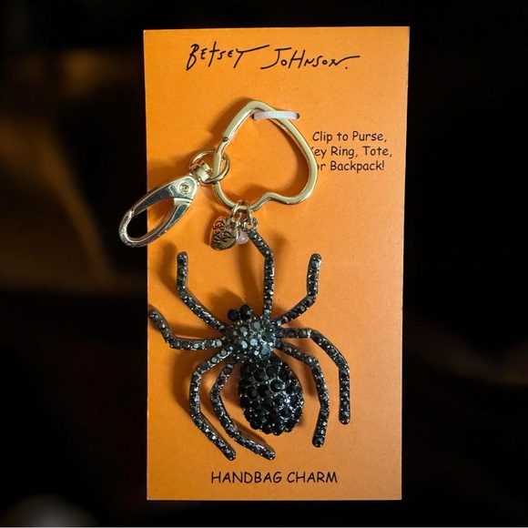 Betsey Johnson Gunmetal Spider 🕷️ Keychain NWT